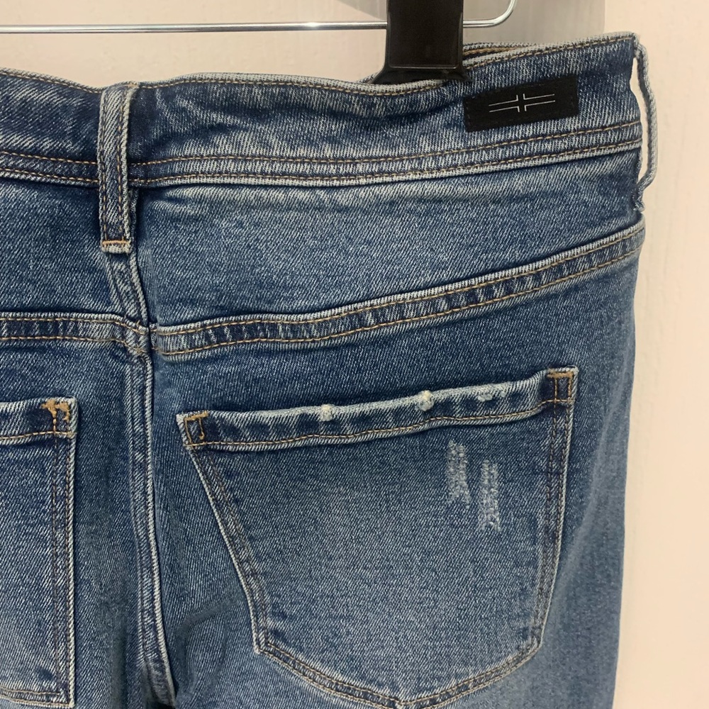 Jeans - Picture 4 of 5